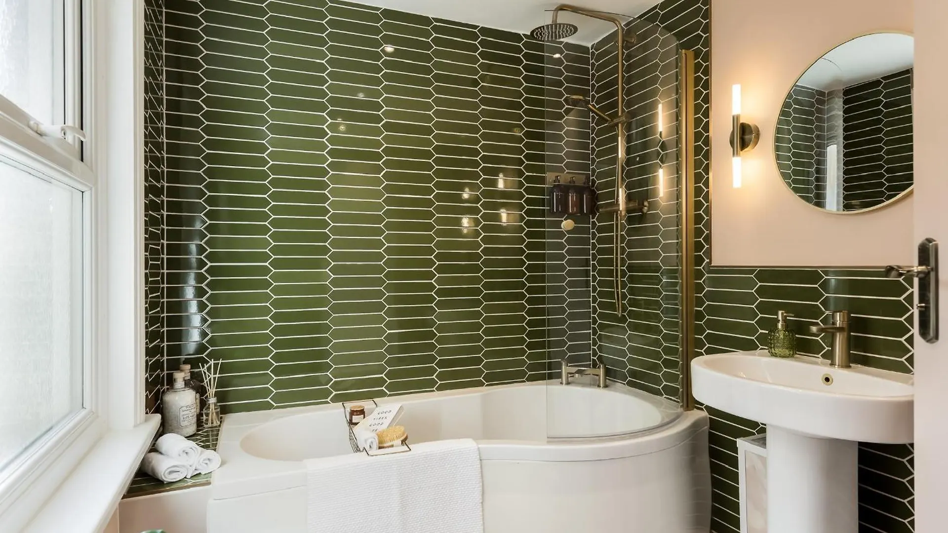 Stylish Central Apartment Bournemouth